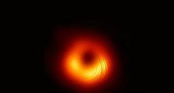 Muestran primera imagen del agujero negro del centro de nuestra galaxia, en directo