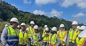 Dirigentes comunitarios autoridades locales y del IDAAN realizan visita de avances a la construcción de la potabilizadora de Arraiján