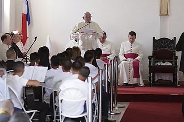 Conceden libertad a 9 menores tras visita papal al Centro de Cumplimiento de Pacora