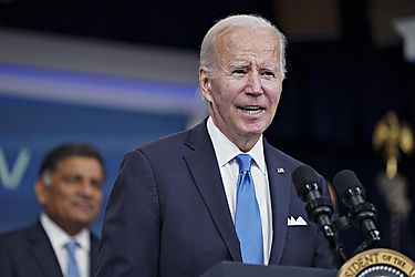 Joe Biden busca regular la inteligencia artificial con un decreto