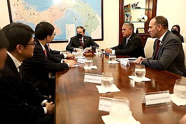 Presidente recibi a la Asociacin de Dueos de Armadores de Buques de Japn