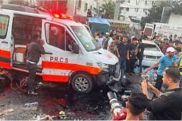 Indignacin tras mortfero ataque israel contra un convoy de ambulancias en Gaza