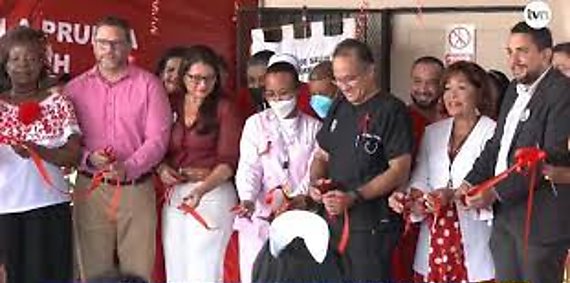 Inaugura Clnica de Tratamiento Antirretroviral para pacientes con VIH en El Chorrillo