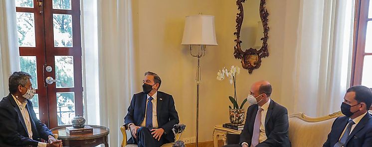 Cortizo Cohen recibe visita de Balan Nair presidente de Liberty Latam
